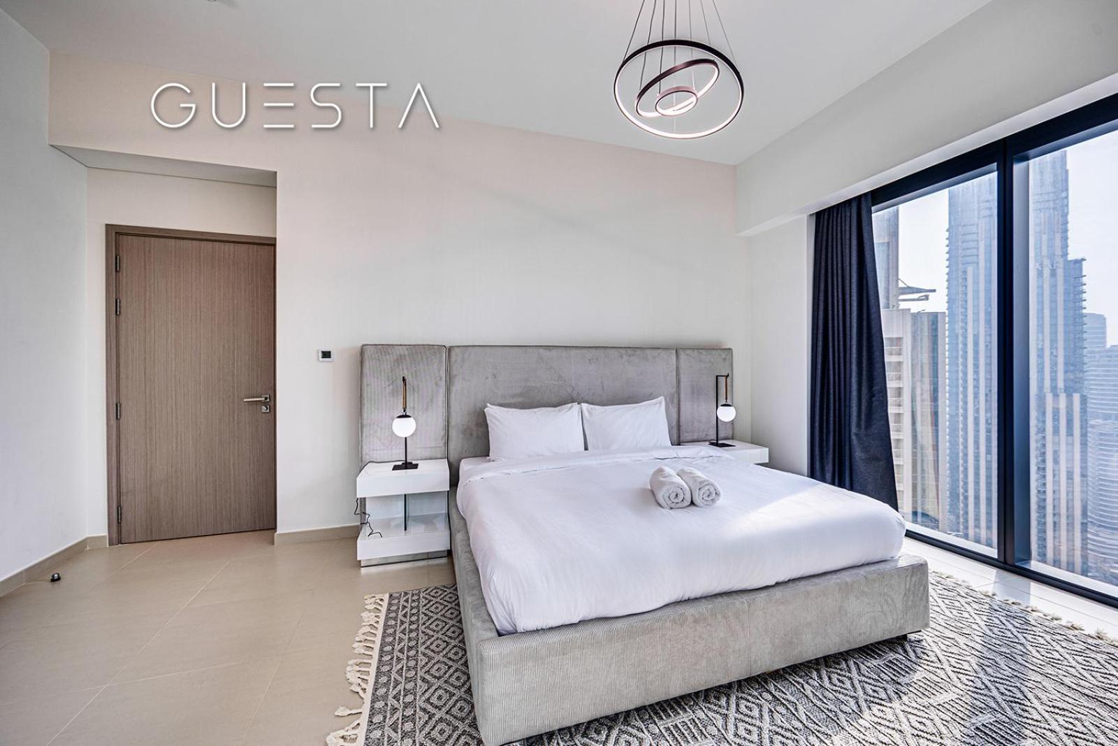 Apartment Act One Act Two By Emaar, Downtown