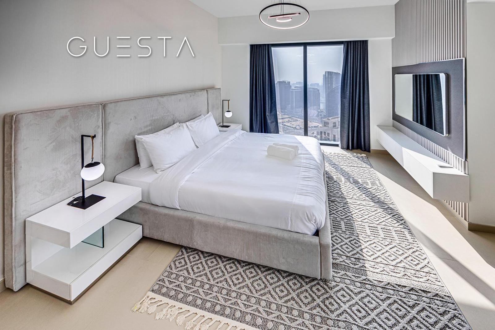Apartment Act One Act Two By Emaar, Downtown