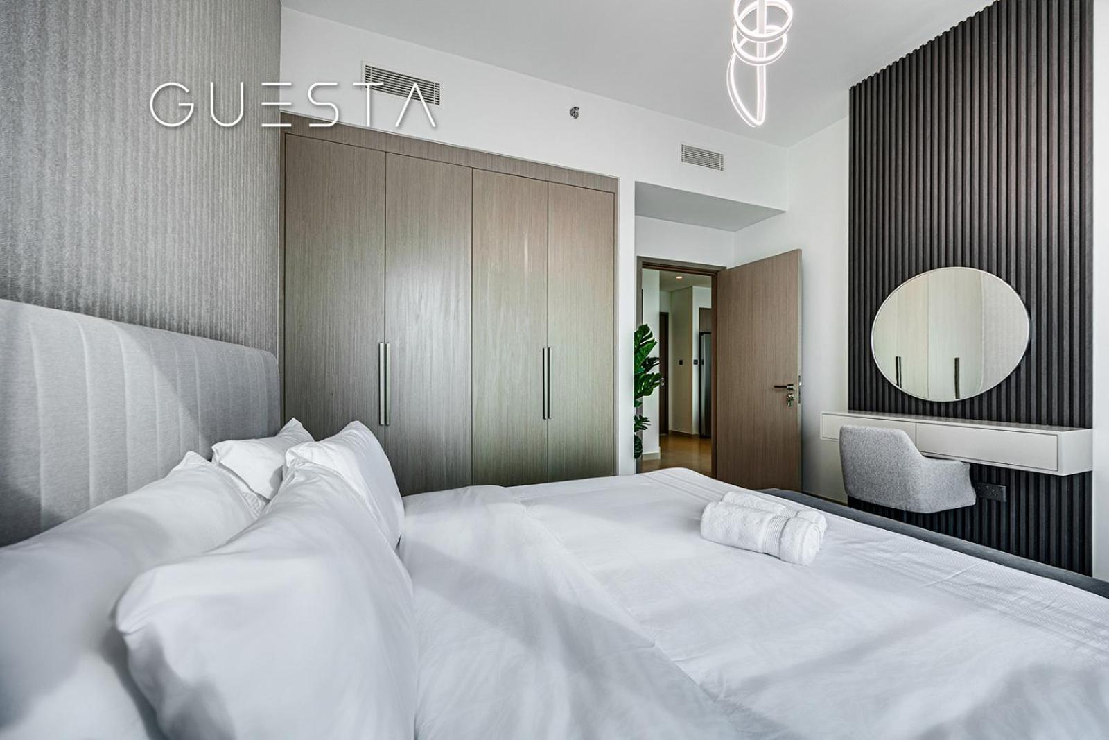 Apartment Act One Act Two By Emaar, Downtown