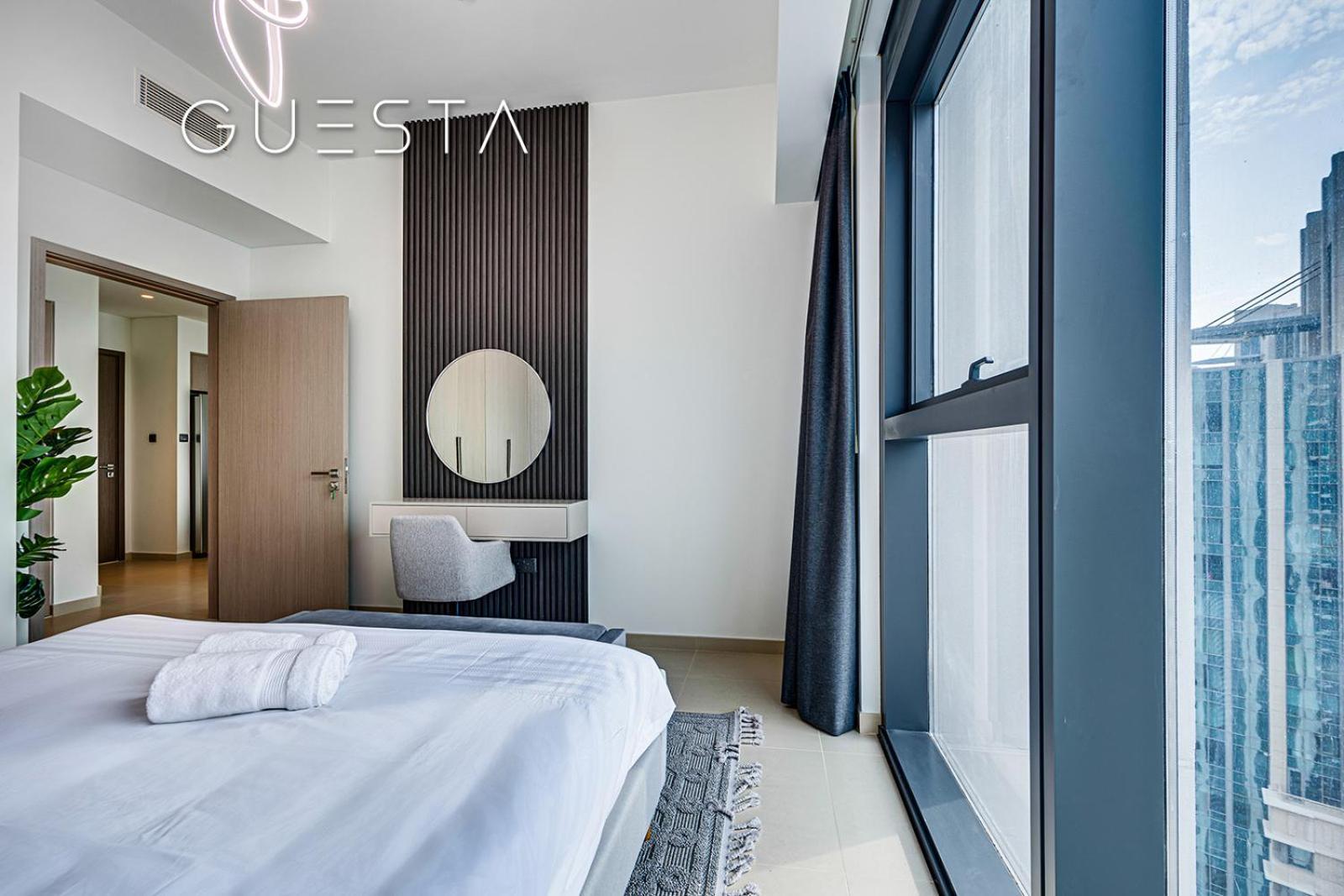 Act One Act Two By Emaar, Downtown Apartment