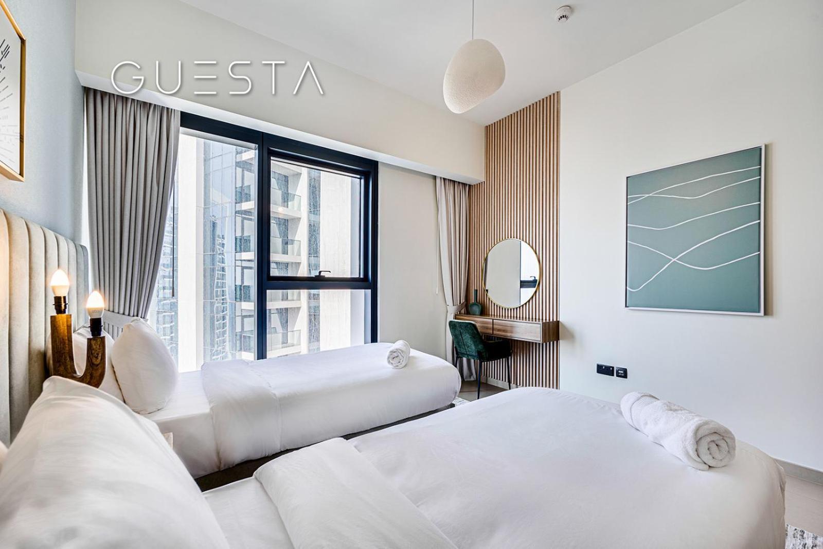 Apartment Act One Act Two By Emaar, Downtown *